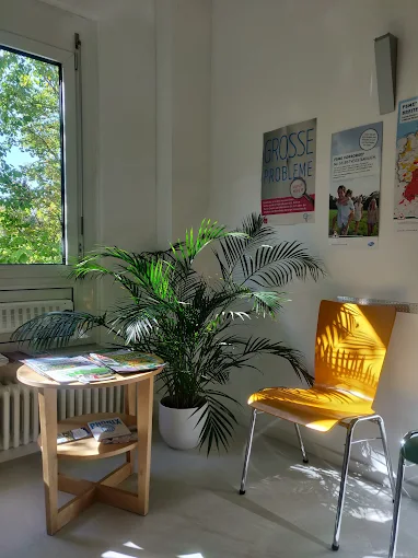 Wartezimmer der Hausarztpraxis Dr. Bajorski-Brandt in Oberschleißheim